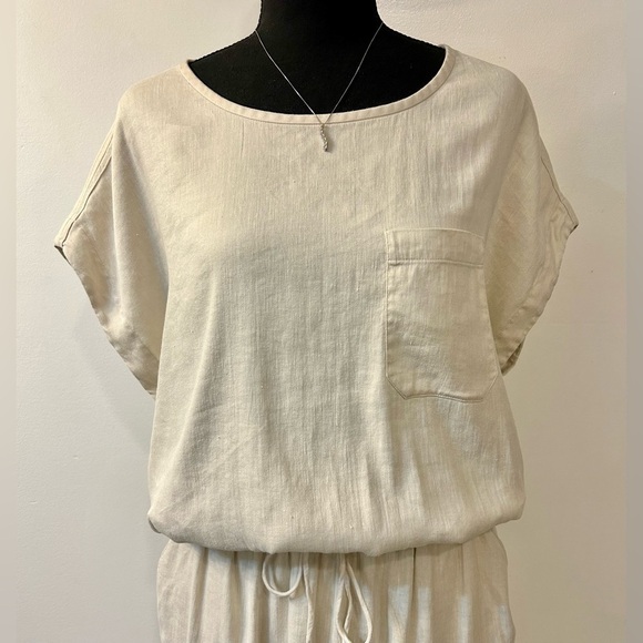 Vince Linen Blend Drawstring Waist Dress - Picture 2 of 11